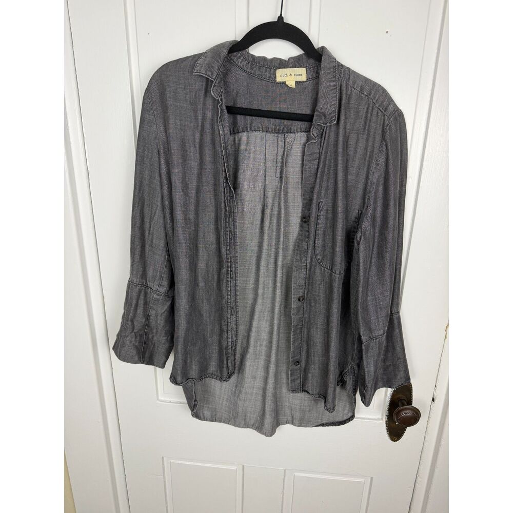 Cloth & Stone Anthropologie Tencel Button Down Shirt Sz M Gray Chambray Look